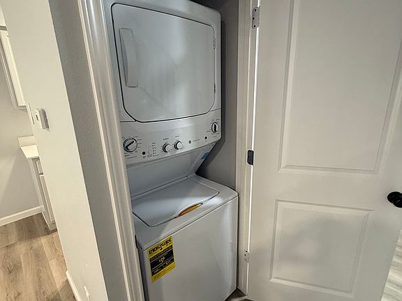 5th image of 4004 Scruggs Dr APT C