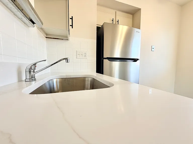 4109 Germania St #2G — Photo 2