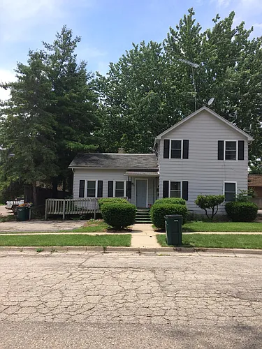 225 Edward St #B Photo 1