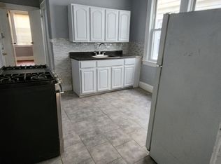 217 Myrtle Ave #2R, Irvington, NJ 07111