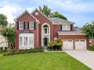 430 Tumbling Creek Dr, Alpharetta, GA 30005