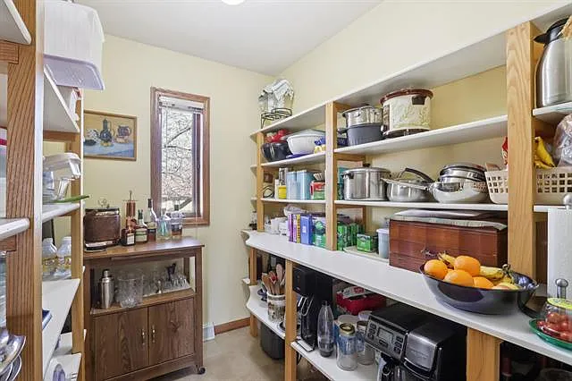 1606 Manchester Xing — Photo 10