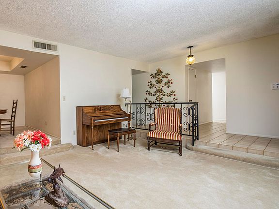 5th image of 2716 E Cinnabar Ave