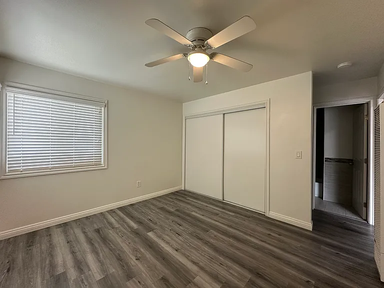 1333 W Stoneridge Ct #2 — Photo 9