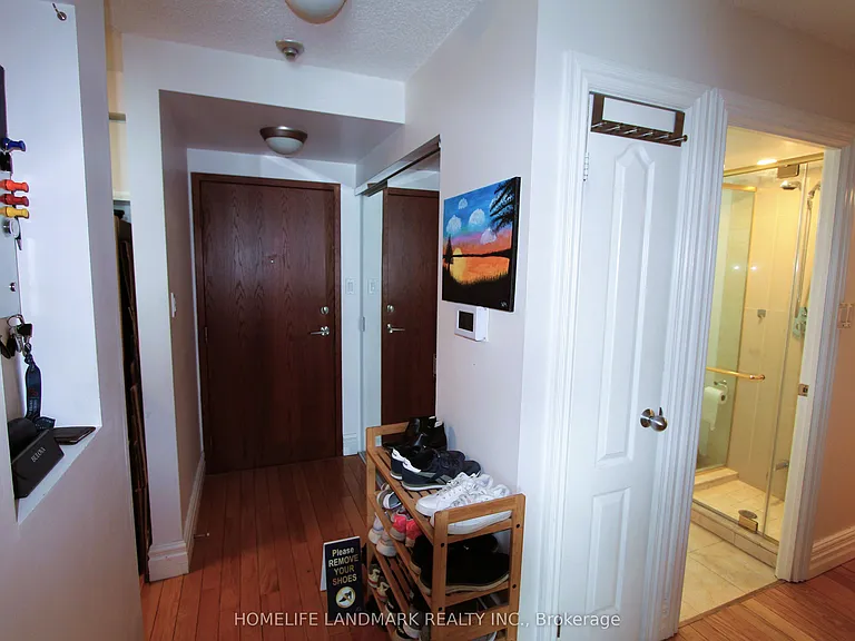10 Yonge St #2904 — Photo 2