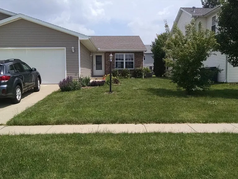 604B Sunflower St — Photo 2