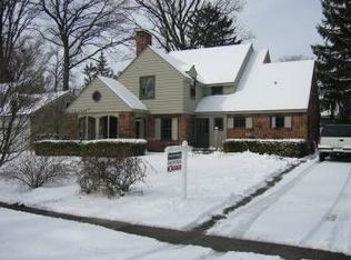 821 Westwood Dr, Birmingham, MI 48009