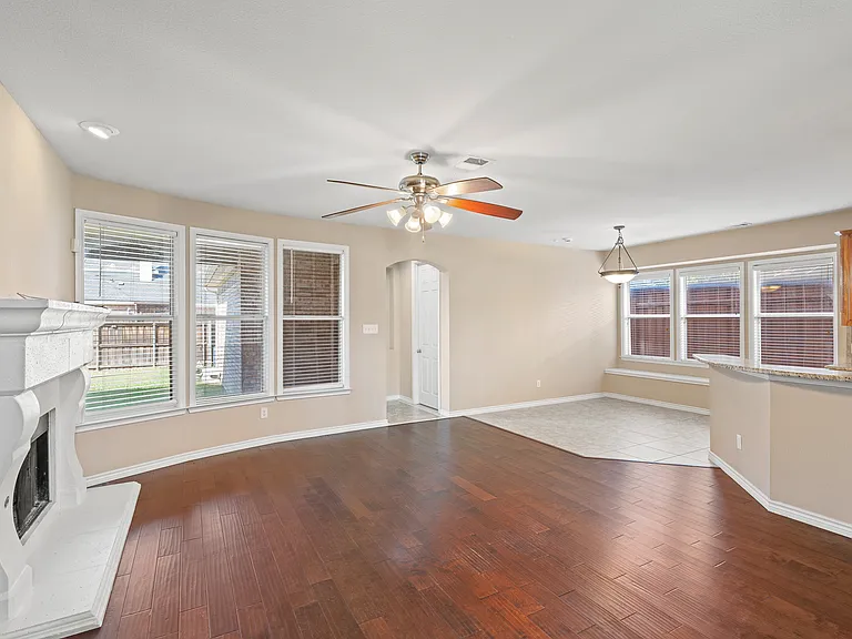 13459 Juneau Dr — Photo 5