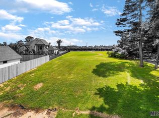 17329 Highland Rd, Baton Rouge, LA 70810