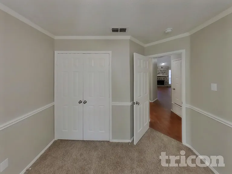 2520 Clovermeadow Dr — Photo 14