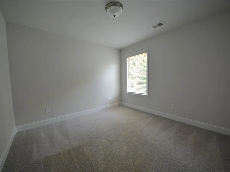 547 Hellen Valley Dr — Photo 42