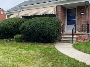 1113 W Twelve Mile Rd, Royal Oak, MI 48073