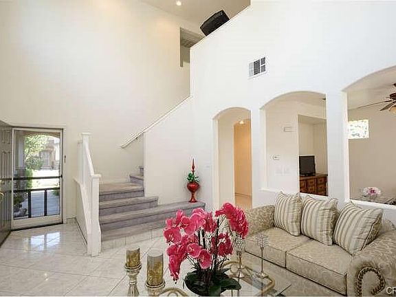 4th image of 12928 Cambridge Ct