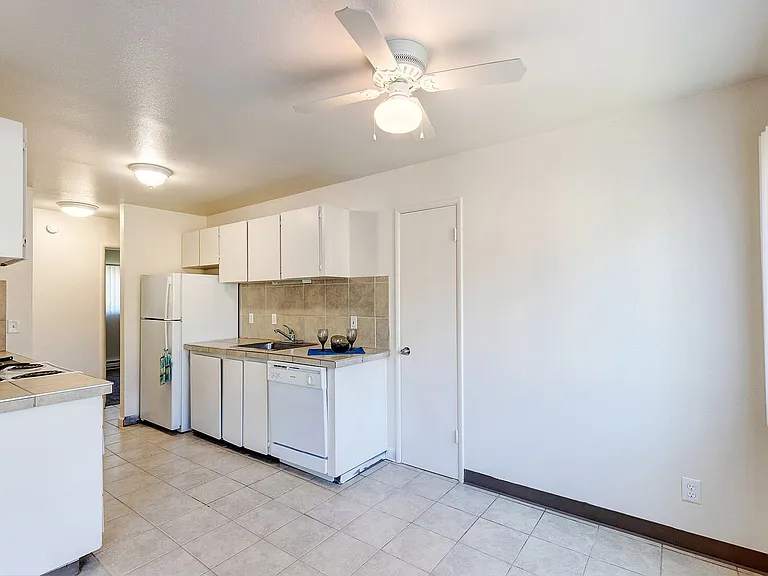 Countrywood Apartments — Photo 43
