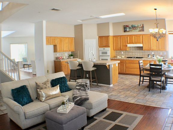 4th image of 14742 Manor Pl