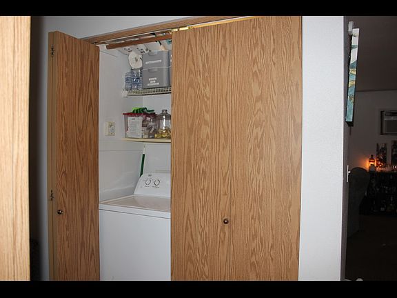 4th image of 1616 Cross St APT 4