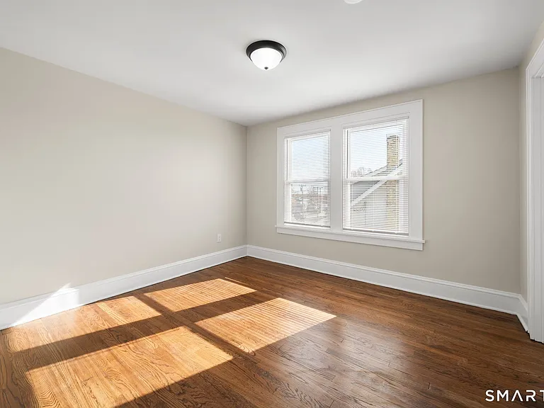 14 Clark Ln — Photo 30