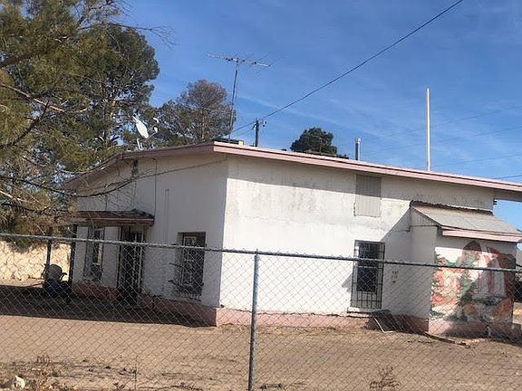 5th image of 8181 Carpenter Dr