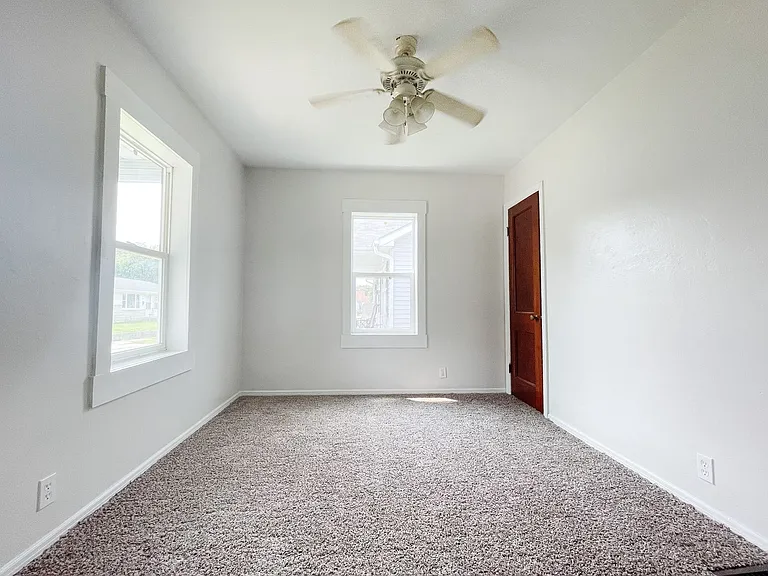 2320 Plum St — Photo 6