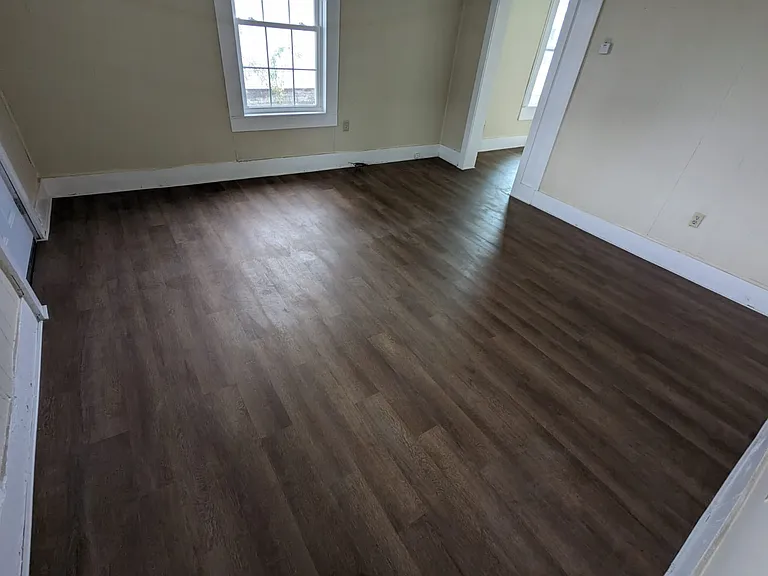 728 Wilson St — Photo 3