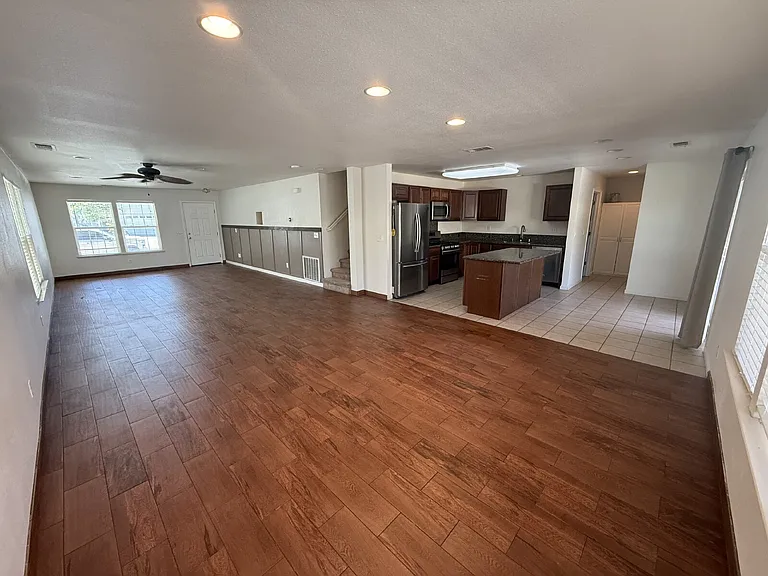 344 Citadel Ave — Photo 15