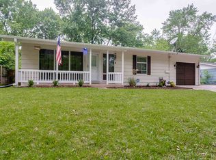 2823 SW Valley Brook Ln, Topeka, KS 66614