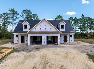 304 Coastal Reef Ct, Holly Ridge, NC 28445