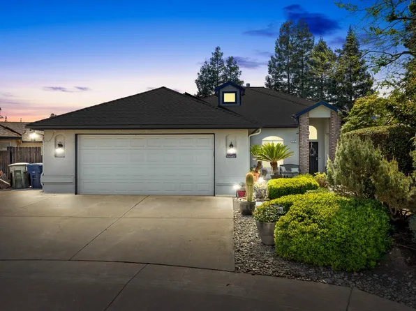 45 N Caesar Ave, Clovis, CA 93612