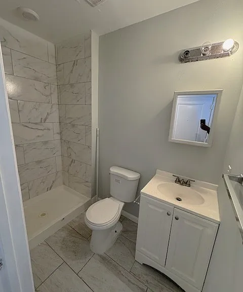 2402 Lakeview Ave #2 — Photo 14