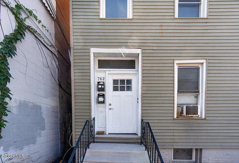2nd image of 762 Clinton Avenue