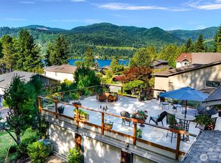 69 North Point Drive, Bellingham, WA 98229