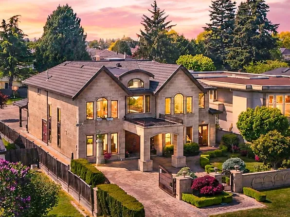 7431 Montana Rd, Richmond, BC V7C 2K7