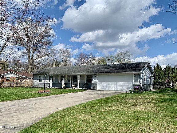 4th image of 2450 Amara Dr