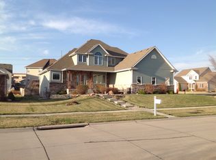 2470 Nick Rd, Lincoln, NE 68512