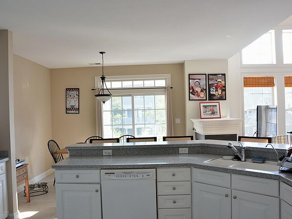 4th image of 30 Skimmer Ln