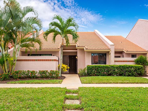 3rd image of 3513 SE Sandpiper Circle
