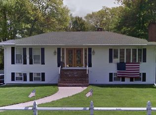 12 Willard Ter, Randolph, MA 02368