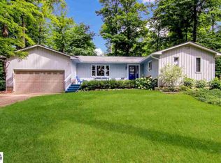 7313 E Birch Point Rd, Traverse City, MI 49684
