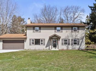 1420 Autumn Dr, Racine, WI 53402