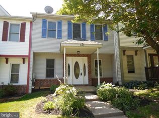 649 Knightsbridge Dr, Hagerstown, MD 21740