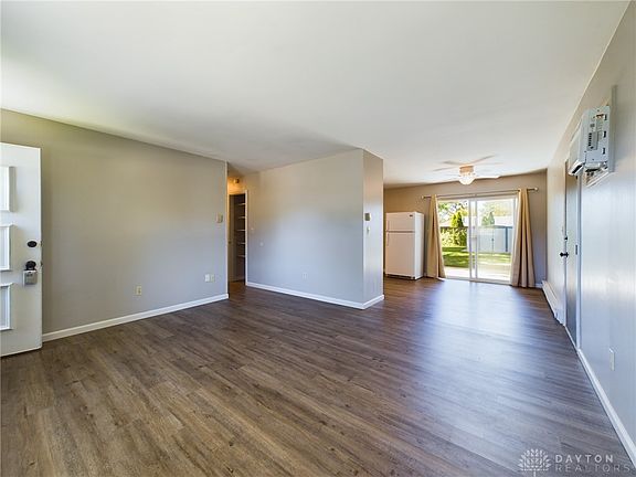 5th image of 126 Kings Chapel Dr