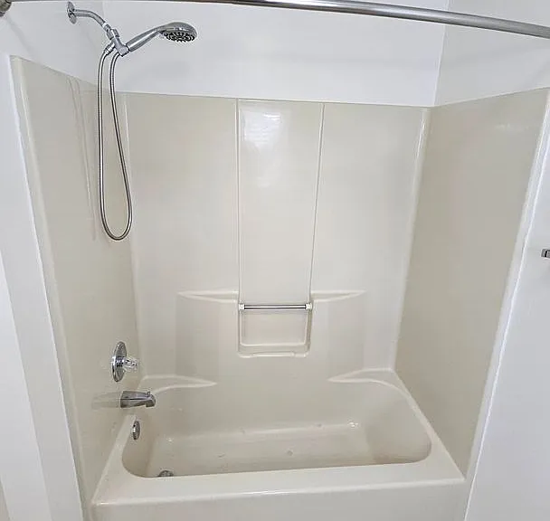 1605 Sinking Creek Dr — Photo 26
