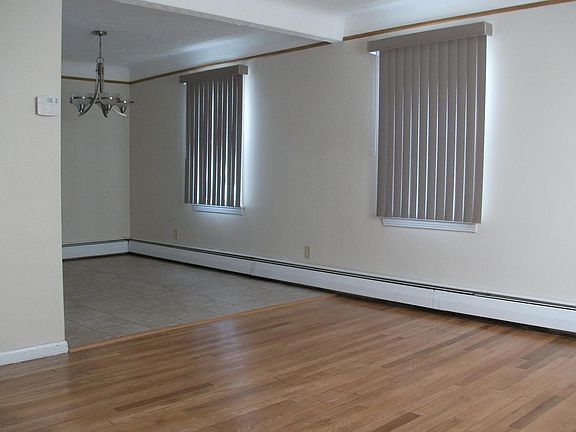 2nd image of 34015 Beach Park Ave