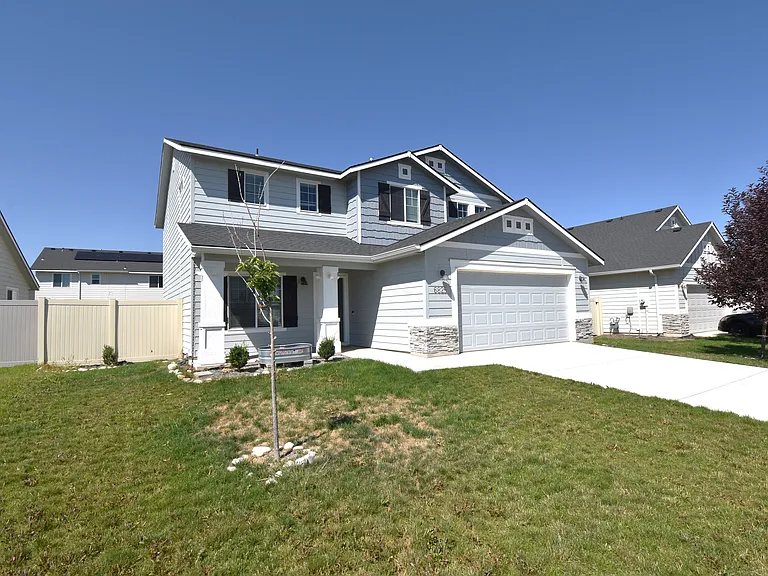 6825 S Allegiance Ave — Photo 3