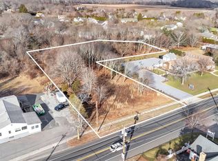 (Undisclosed Address), Aquebogue, NY 11931