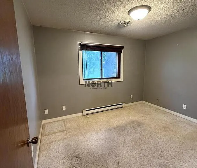 1210 Bridgeport Ln NW — Photo 7