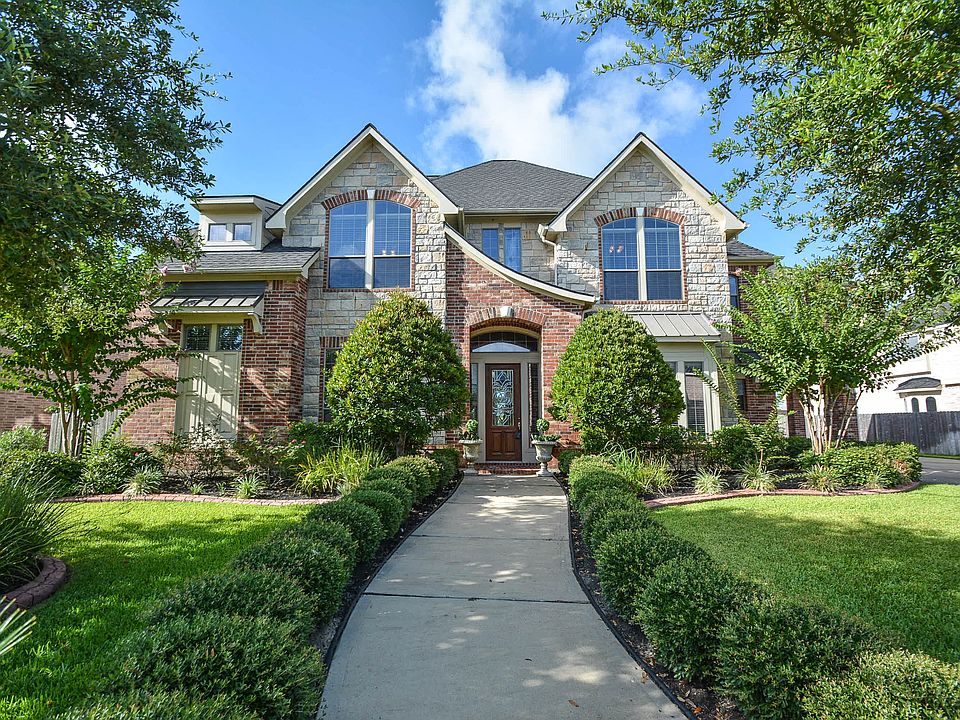 1st image of 7803 Courtney Manor Ln