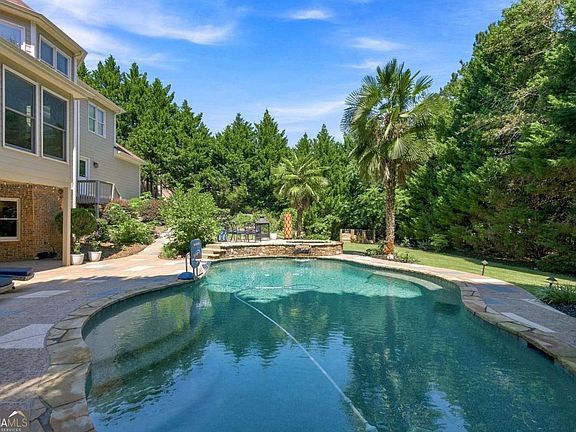 5th image of 1044 Meadow Club Ct