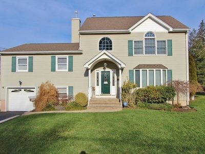 110 W Elmwood Dr, South Plainfield, NJ, 07080