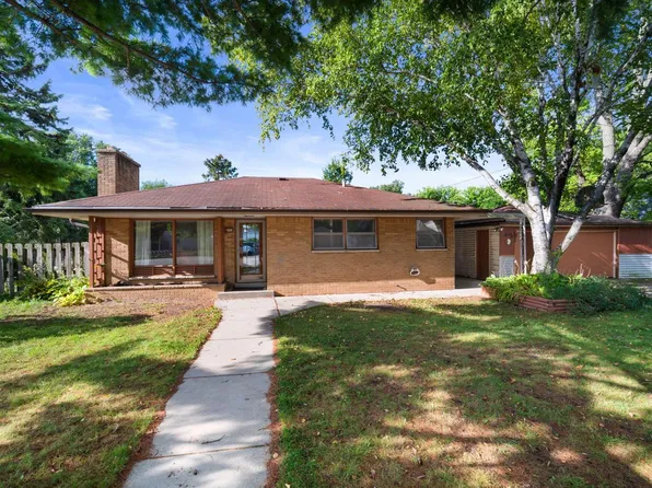 949 W Plainfield AVENUE, Milwaukee, WI 53221